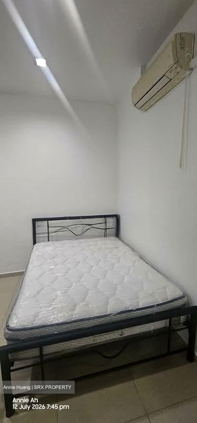 Sembawang Hills Estate (D20), Terrace #583948161